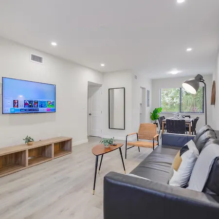 Appartement Steps Away From Calle Ocho In Little Havana